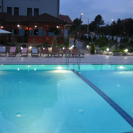Silver Hotel أرادايا المظهر الخارجي الصورة