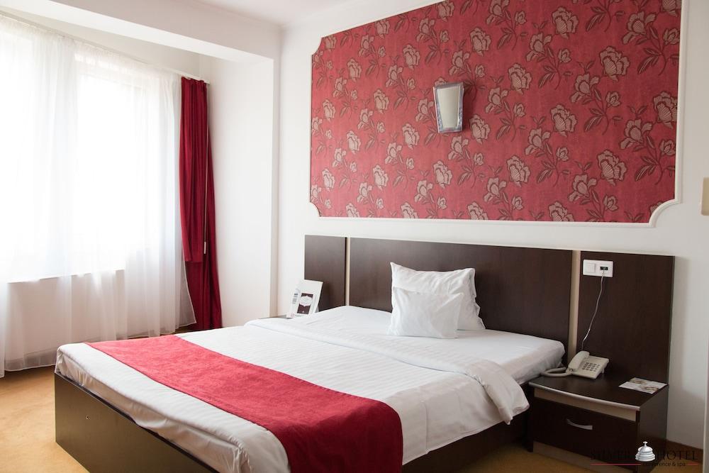 Silver Hotel أرادايا المظهر الخارجي الصورة