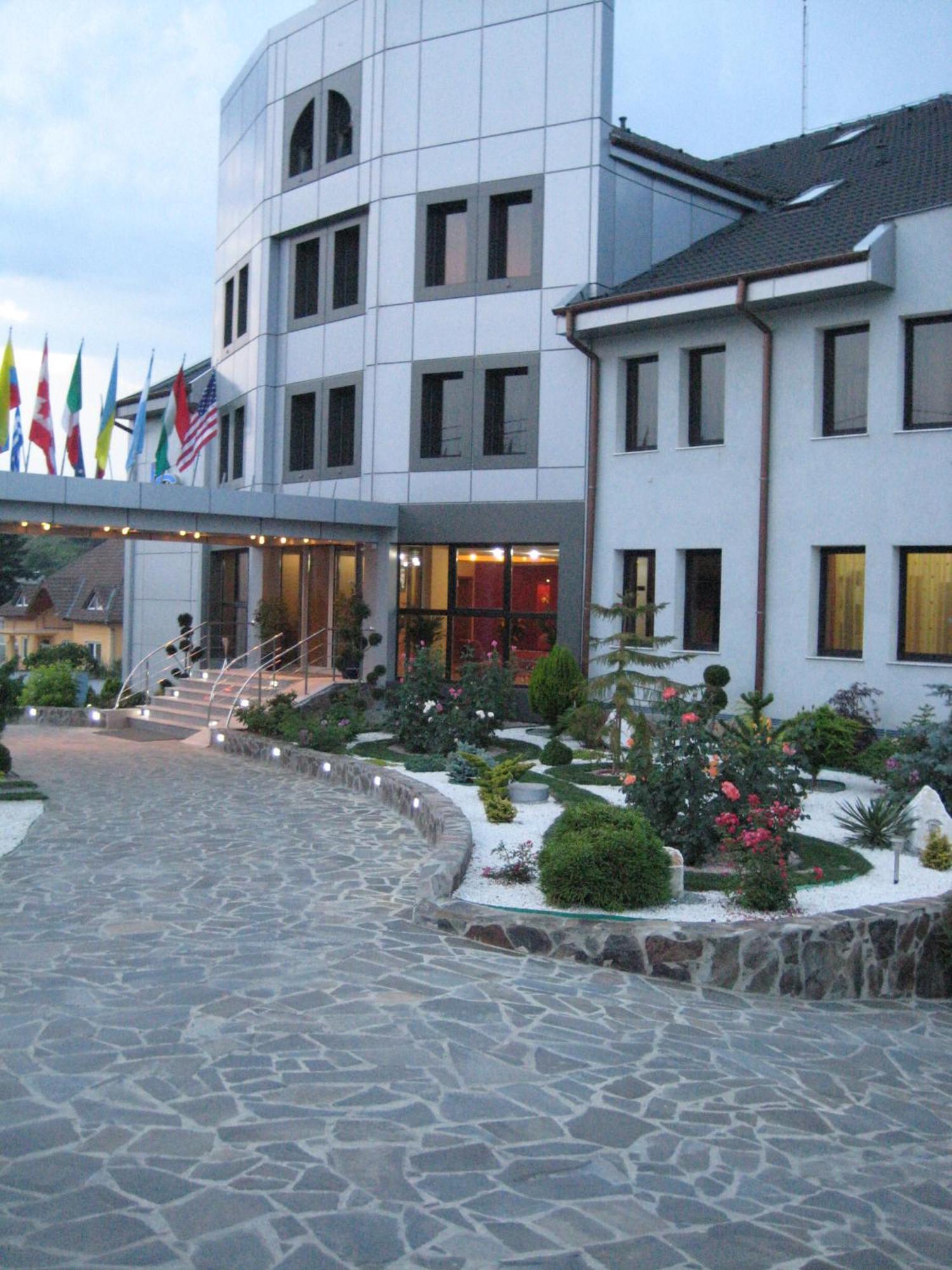 Silver Hotel أرادايا المظهر الخارجي الصورة